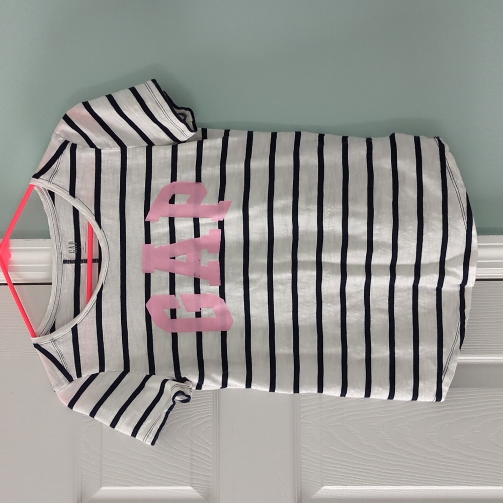 Size S - GAP easy tee
